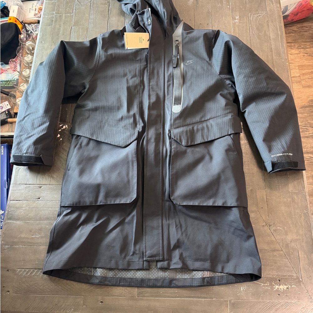 Nike Storm-FIT Tech Pack Hooded Nylon Down Coat